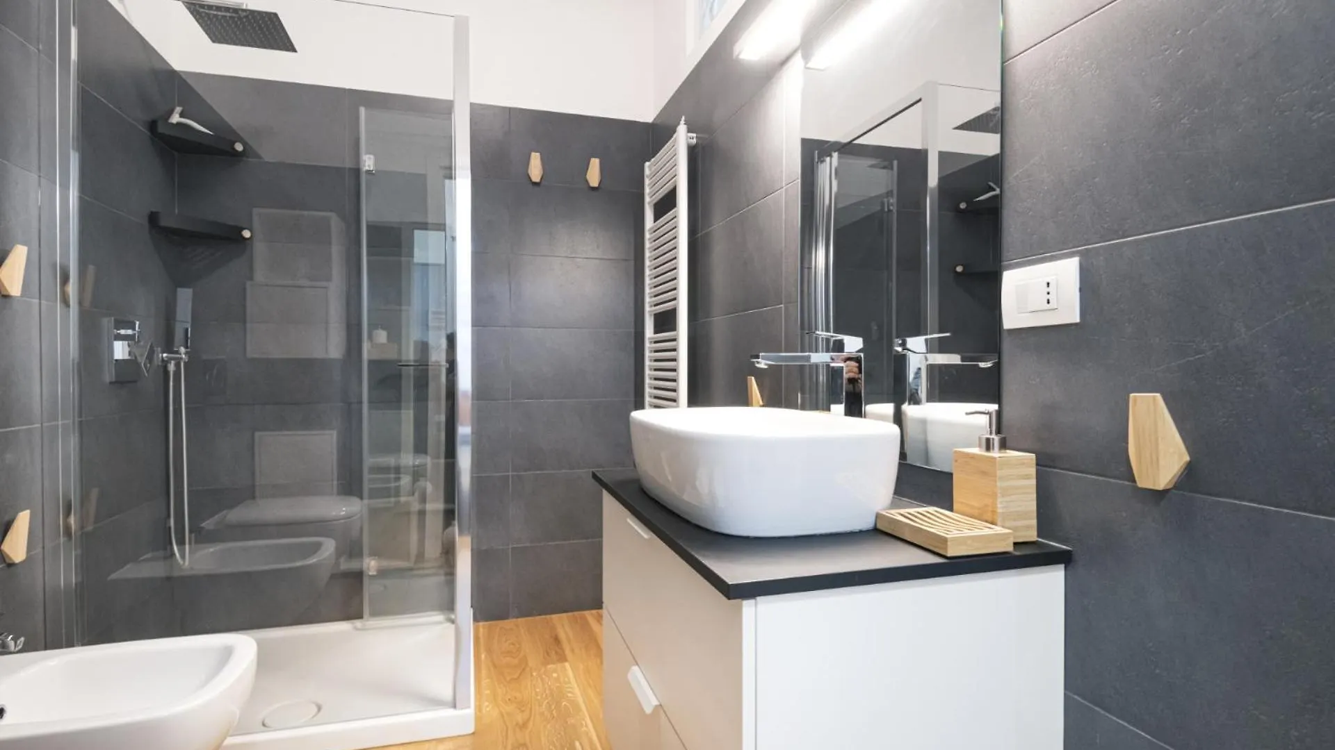 Easylife - Luminoso Bilocale In City Life Milano Italia