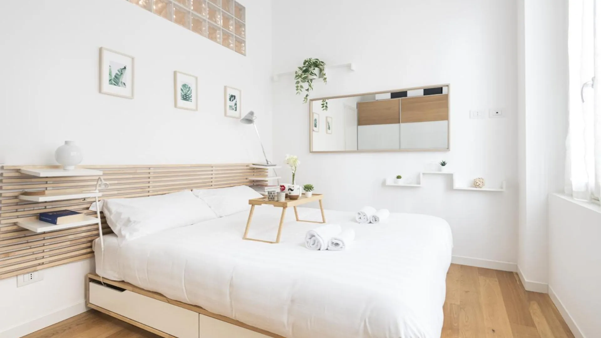 Easylife - Luminoso Bilocale In City Life Milano 0*,  Italia